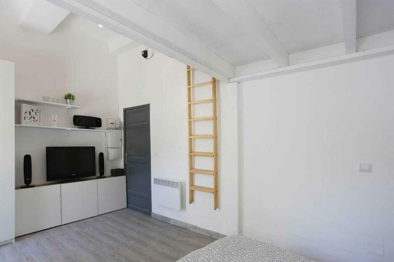 Gregbnb - Terrasse - Parking Inclus - Climatisé - 15min Gare Toulon