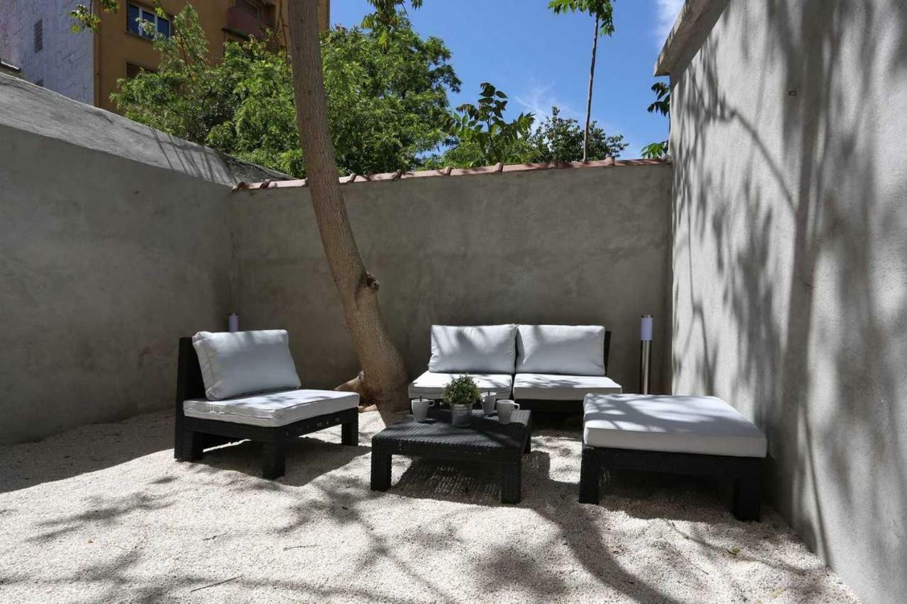 Gregbnb - Terrasse - Parking Inclus - Climatisé - 15min Gare Toulon