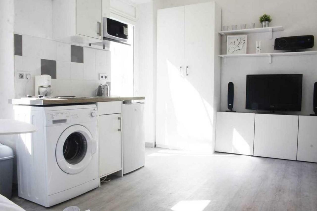 Gregbnb - Terrasse - Parking Inclus - Climatisé - 15min Gare Apartment *